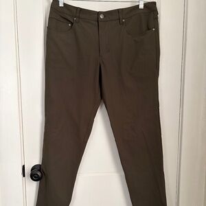 Lululemon Men’s Pants Olive 34x30